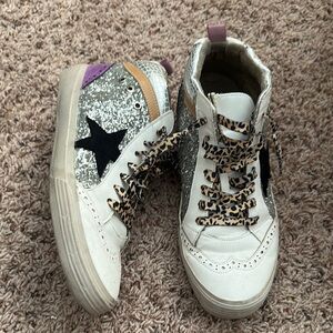 ShuShop Sneakers- Leopard Laces